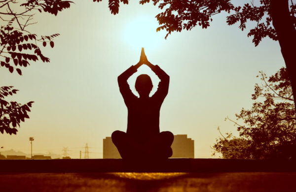 yoga-meditation-runindia (1)